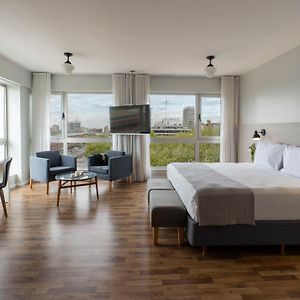 Premium River View